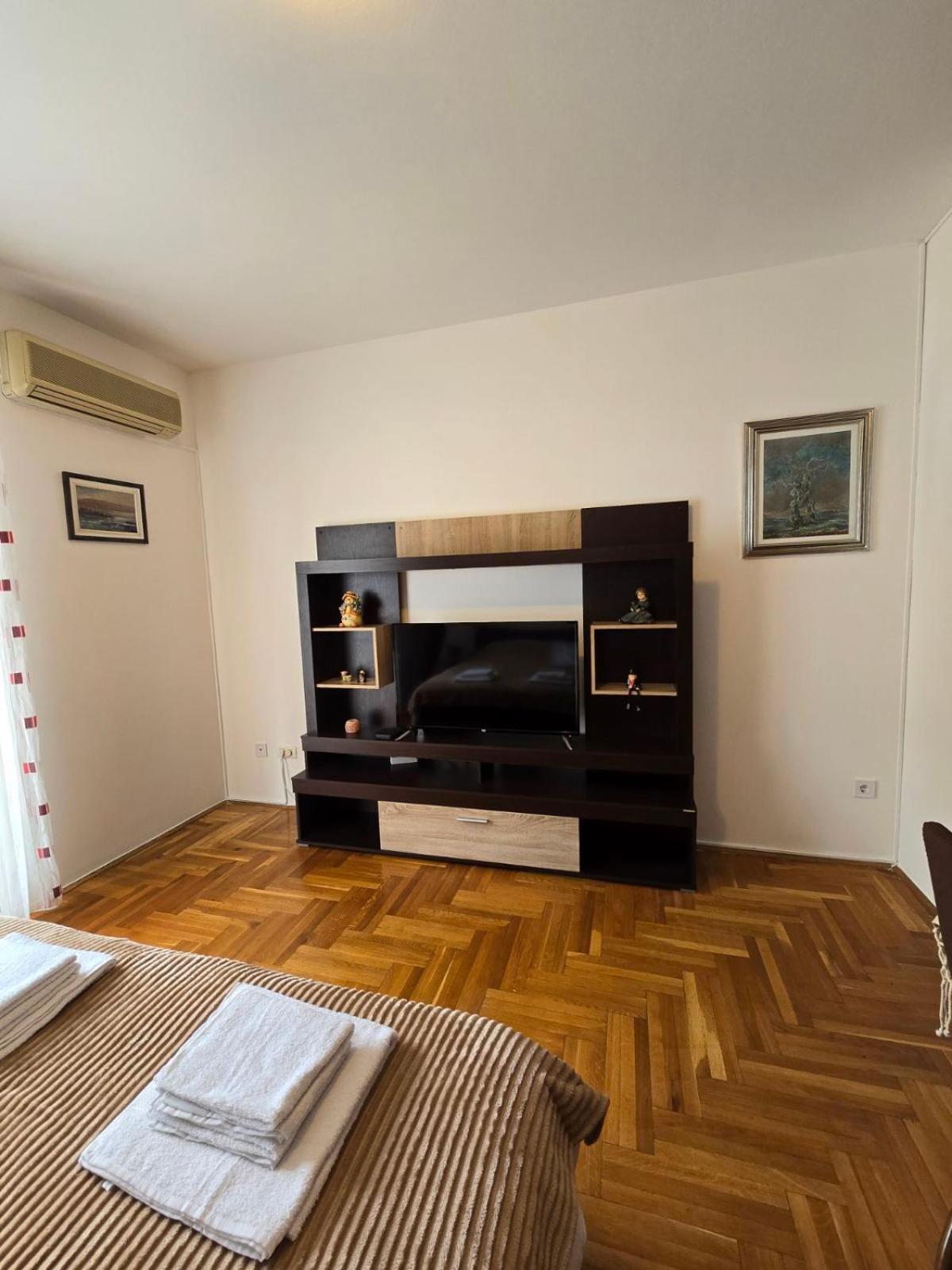 Laki Apartment Podgorica Eksteriør billede
